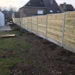 Houten afsluiting Alu en beton